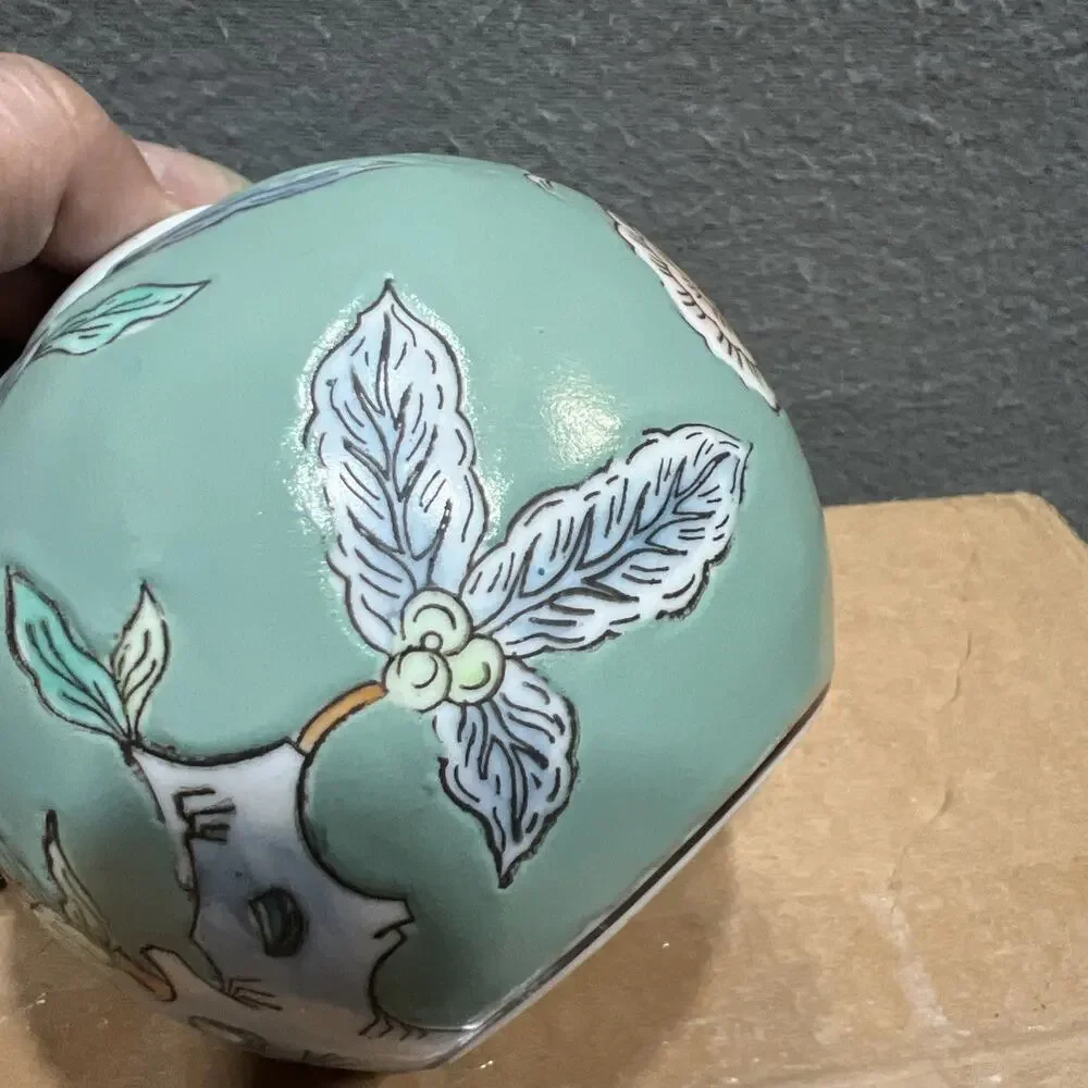 Vintage Chinese PCP Porcelain Hand Painted Ginger Jar Made In Macau